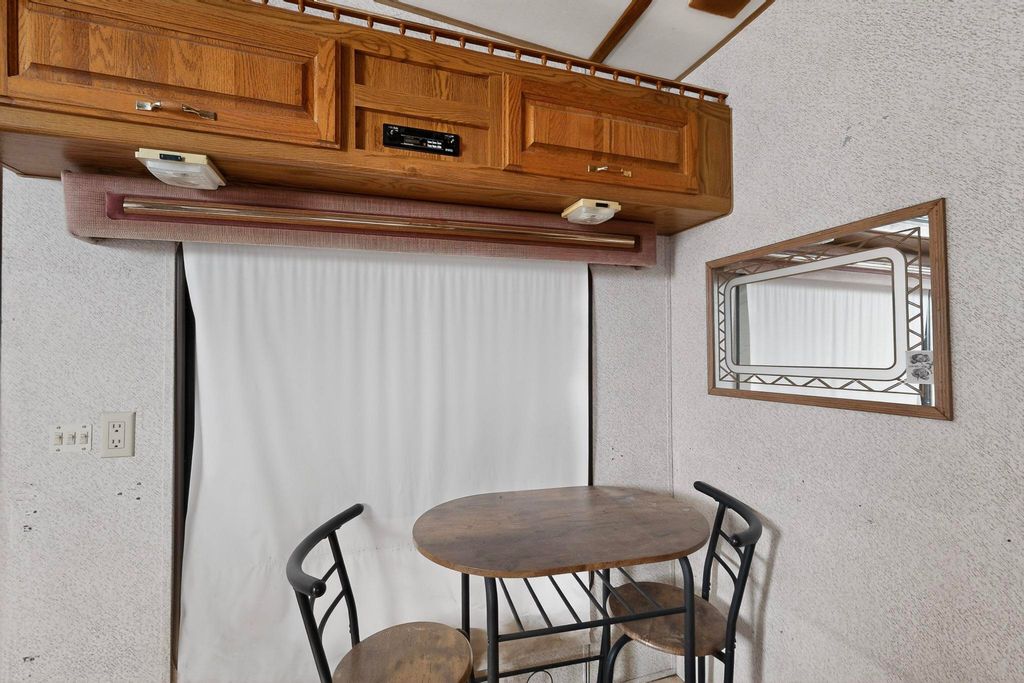 Image 67 of property listing at 27 El Cid Loop, Los Lunas, NM 87031