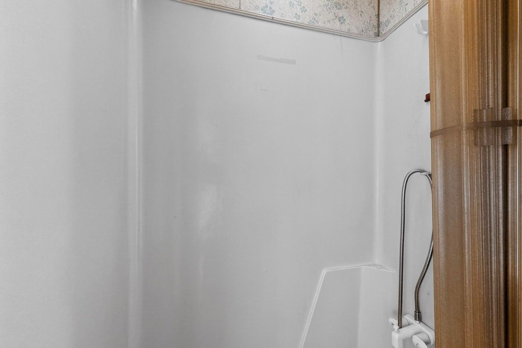 Image 71 of property listing at 27 El Cid Loop, Los Lunas, NM 87031