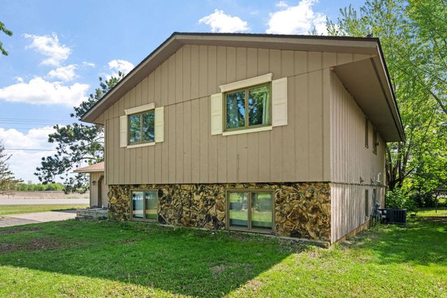 1154 Bromo Avenue, Saint Cloud, MN 56303