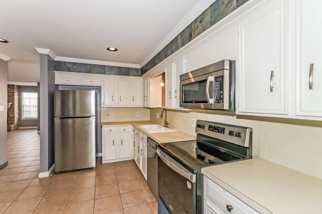 1706 Hamlin Valley Drive, Houston, TX 77090
