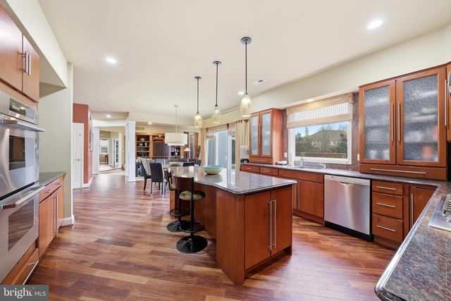 41 GALLOPING HILL RD, Cherry Hill, NJ 08003