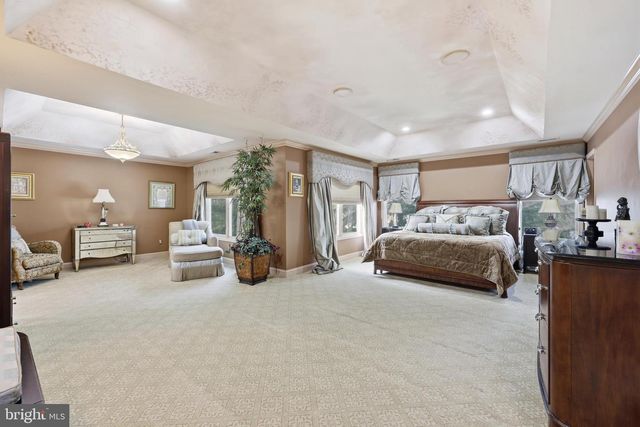 41 GALLOPING HILL RD, Cherry Hill, NJ 08003