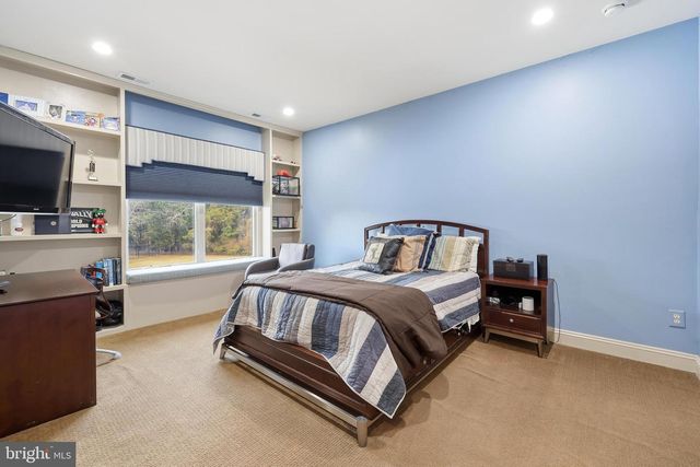 41 GALLOPING HILL RD, Cherry Hill, NJ 08003