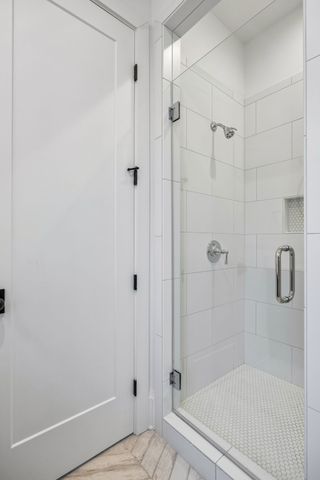 1617 Graybar Ln, Nashville, TN 37215