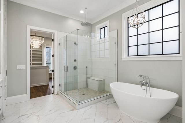 1617 Graybar Ln, Nashville, TN 37215