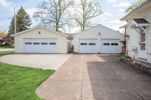 403 BLACKSTONE Drive, Erie, PA 16505