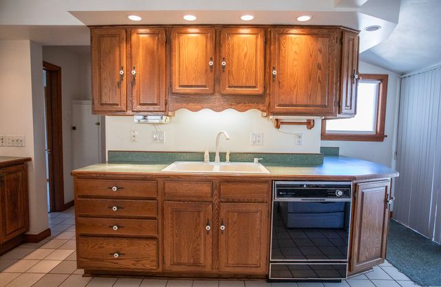 403 BLACKSTONE Drive, Erie, PA 16505