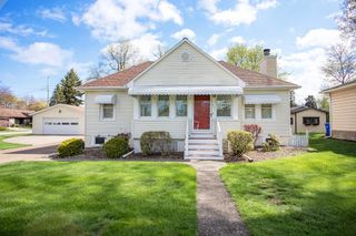 403 BLACKSTONE Drive, Erie, PA 16505
