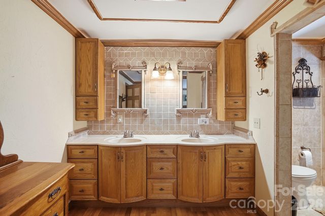 223 Millwood Lane, Charlotte, NC 28270