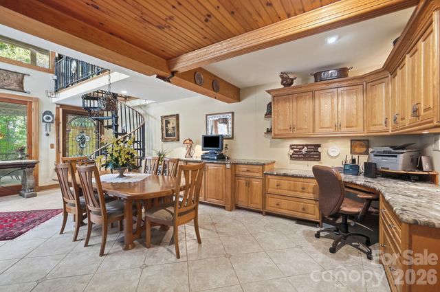 223 Millwood Lane, Charlotte, NC 28270