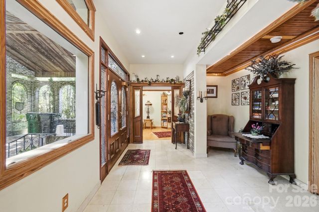 223 Millwood Lane, Charlotte, NC 28270