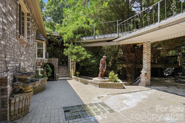 223 Millwood Lane, Charlotte, NC 28270