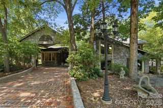 223 Millwood Lane, Charlotte, NC 28270