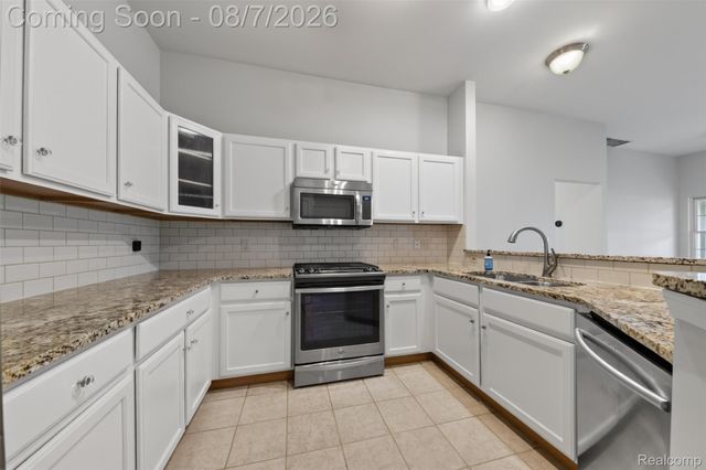 2247 S Main Street 23, Ann Arbor, MI 48103