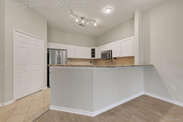 2247 S Main Street 23, Ann Arbor, MI 48103