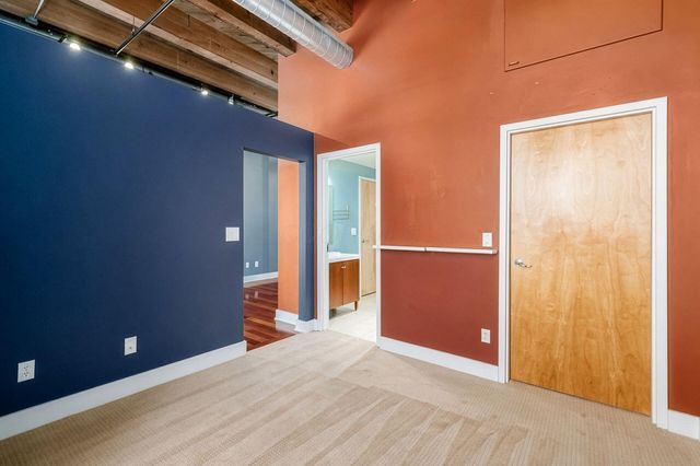150 E Main Street, 207, Columbus, OH 43215