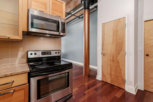 150 E Main Street, 207, Columbus, OH 43215