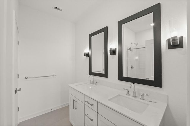 359 West Rose Marie Lane, Montgomery, TX 77356