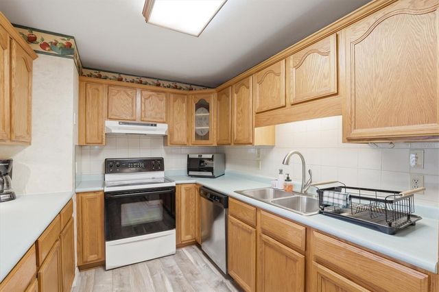 5909 8TH AVENUE S, Tampa, FL 33619