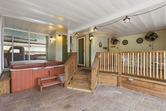 5909 8TH AVENUE S, Tampa, FL 33619