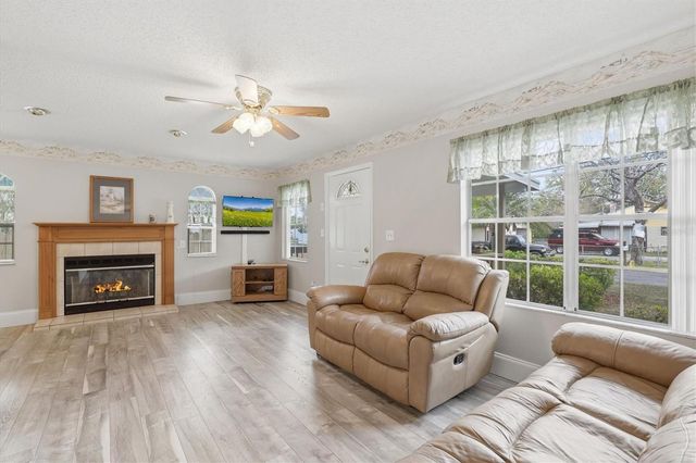 5909 8TH AVENUE S, Tampa, FL 33619