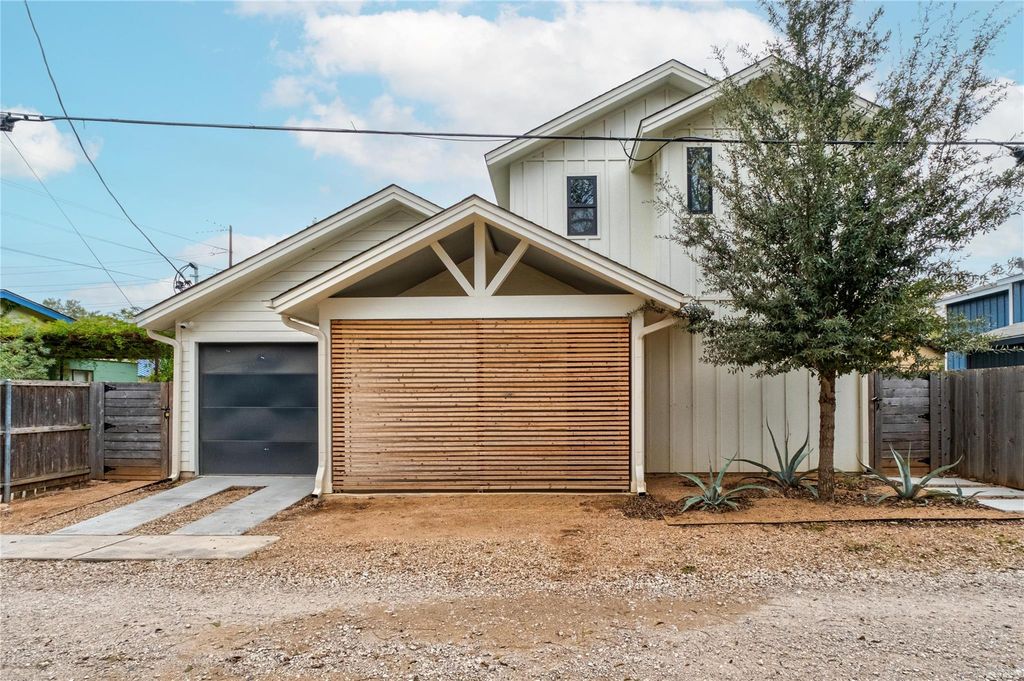 1806 Garden ST B, Austin, TX 78702