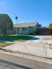 137 S Muscatel, San Gabriel, CA 91776