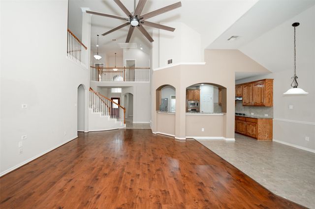 20335 Horseshoe Canyon Drive, Cypress, TX 77433