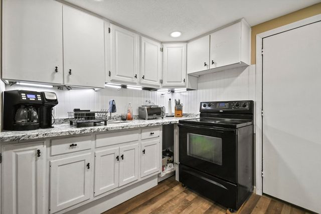 175 Armsby Road, Sutton, MA 01590