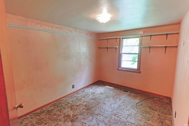 516 E Dragoon Trail, Mishawaka, IN 46544