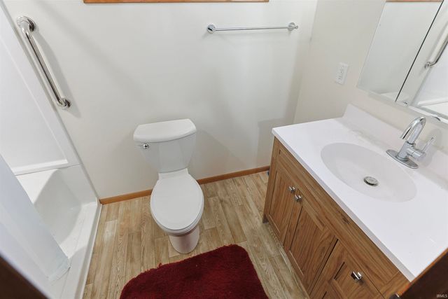 516 E Dragoon Trail, Mishawaka, IN 46544