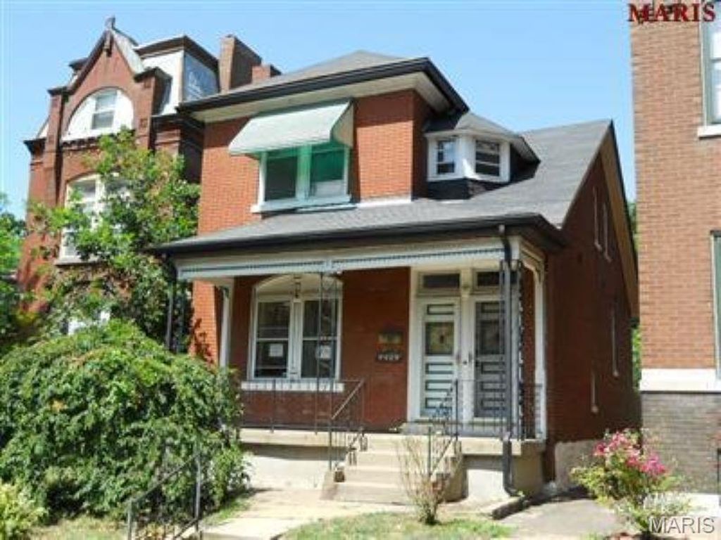 4429 Pennsylvania Avenue, St Louis, MO 63111