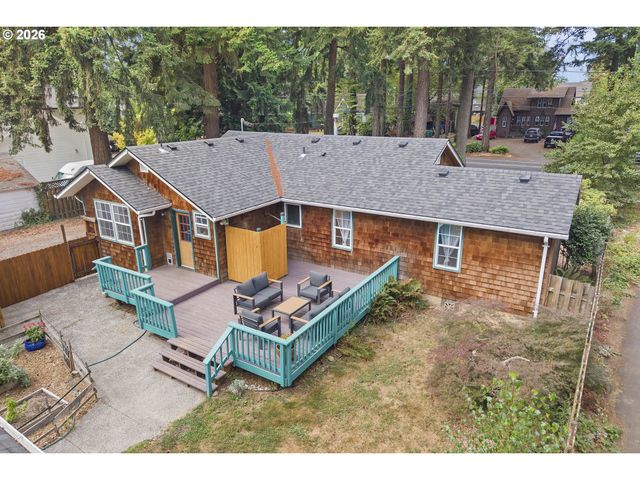 150 Ne 202ND Ave, Gresham, OR 97230