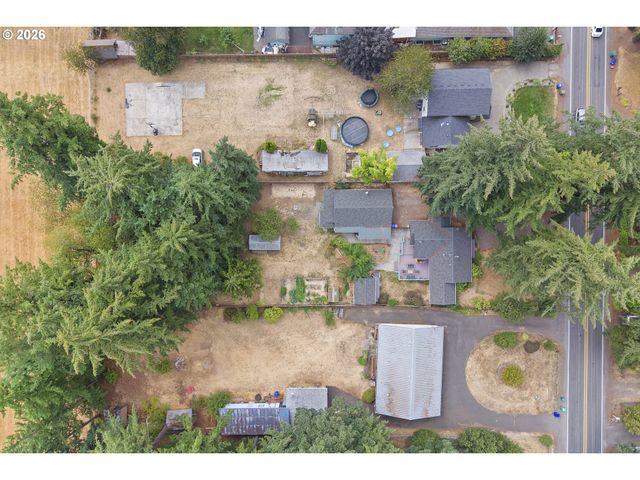 150 Ne 202ND Ave, Gresham, OR 97230