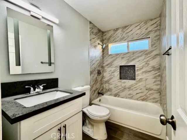 17102 Emerald D, Huntington Beach, CA 92647