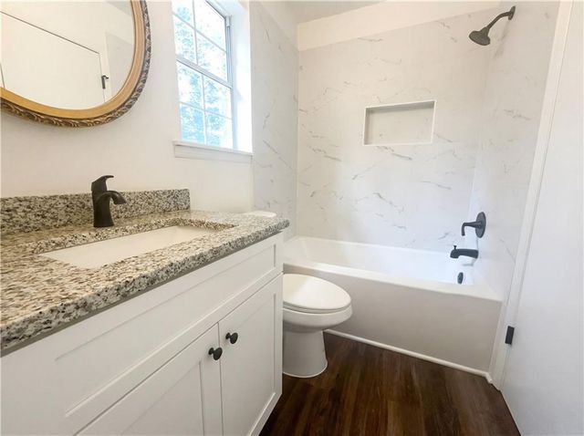 673 Utoy SW Circle, Atlanta, GA 30331