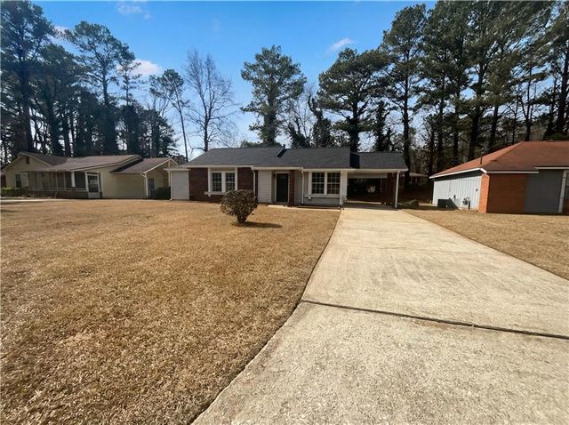 673 Utoy SW Circle, Atlanta, GA 30331