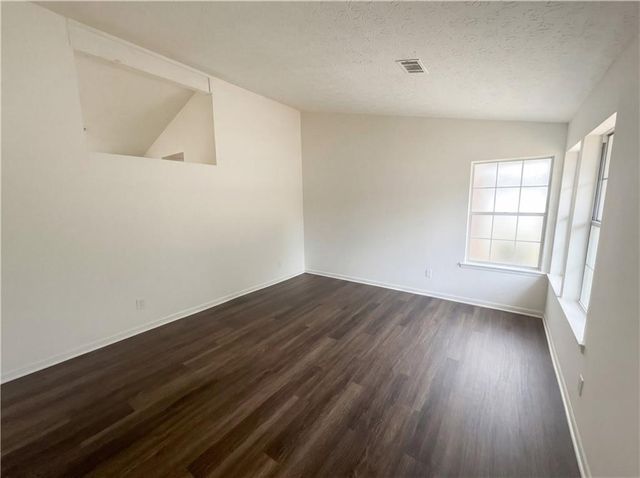 673 Utoy SW Circle, Atlanta, GA 30331