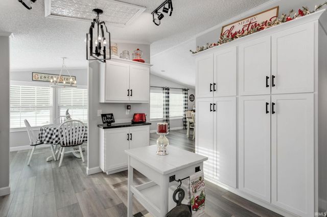 23651 Riley Road, Lakeville, IN 46536