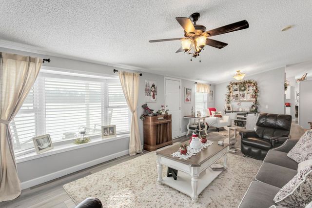 23651 Riley Road, Lakeville, IN 46536