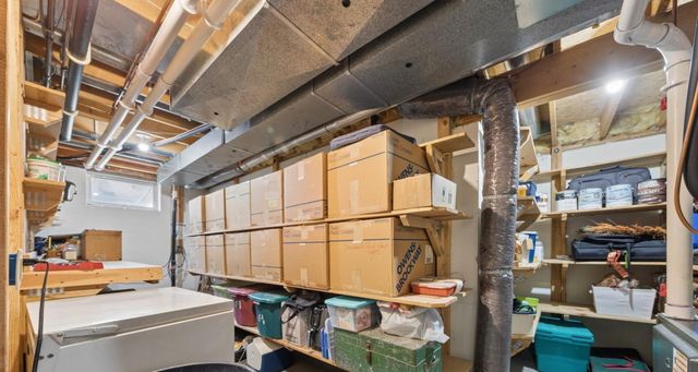 8922 Quinwood Lane N, Maple Grove, MN 55369