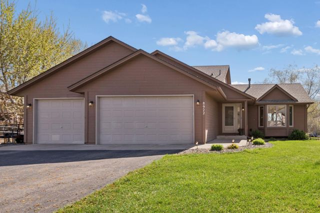 8922 Quinwood Lane N, Maple Grove, MN 55369