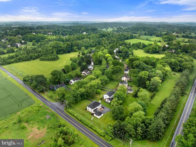299 LONGVIEW LN, Kennett Square, PA 19348