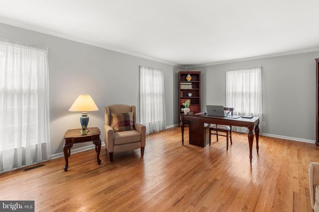 299 LONGVIEW LN, Kennett Square, PA 19348