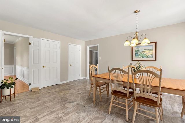 299 LONGVIEW LN, Kennett Square, PA 19348