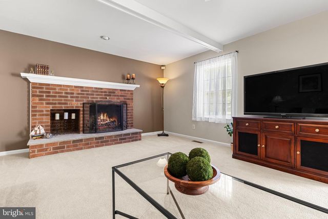 299 LONGVIEW LN, Kennett Square, PA 19348