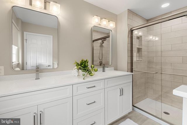 299 LONGVIEW LN, Kennett Square, PA 19348