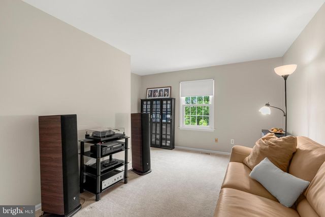 299 LONGVIEW LN, Kennett Square, PA 19348