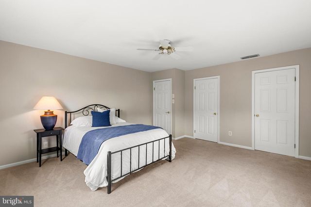 299 LONGVIEW LN, Kennett Square, PA 19348