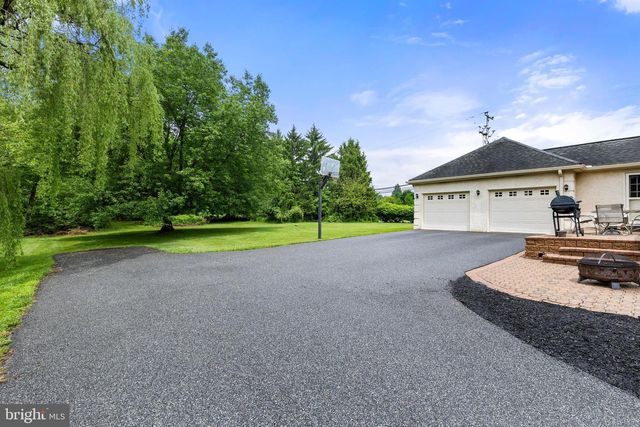 299 LONGVIEW LN, Kennett Square, PA 19348